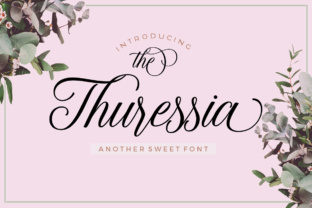 Why The Thuressia Script is the Modern Calligraphy Font You Need